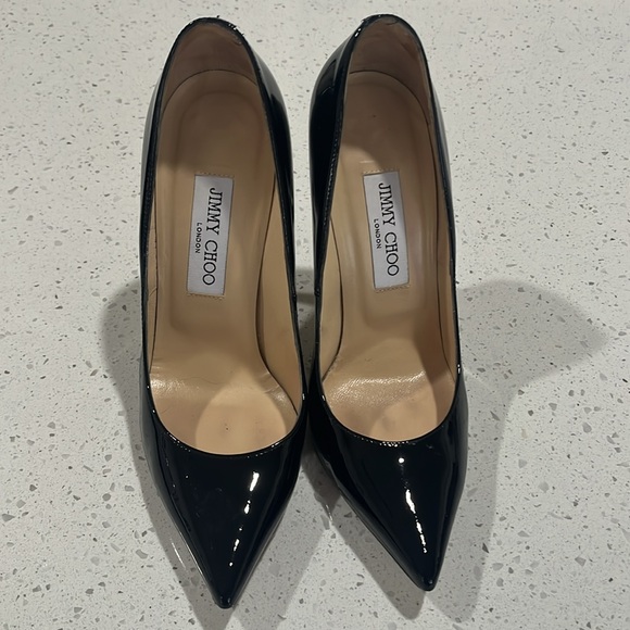 Jimmy Choo Anouk Pointy size 37.5 black patent leather heels! - Picture 3 of 13